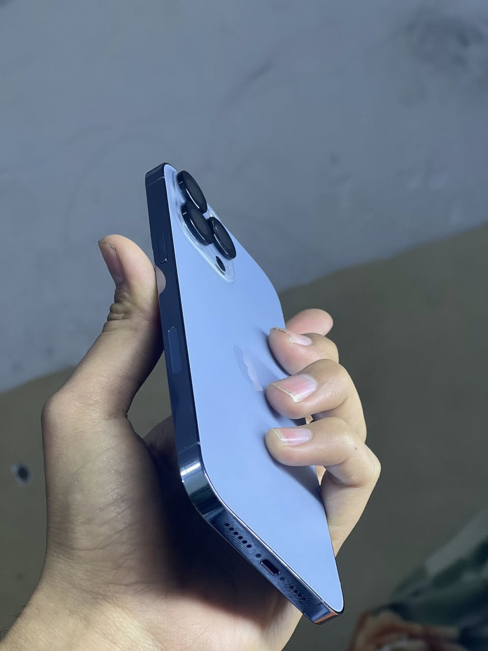 ايـفون 13 برو ماكس 📱 للـبيع  الجهاز النـضافه 100‎%‎ ذاكـره 256 وبـطاريه 100مبدله اصـليه وكـاله ✅🔥الجهاز مفتوح مره وحده مبدل بطـاريه الجهاز امانه الله   ﮼ڪُلش   ﮼ڪُلش نضيف التواصل خـاص او اتصال ع رقم ***********
