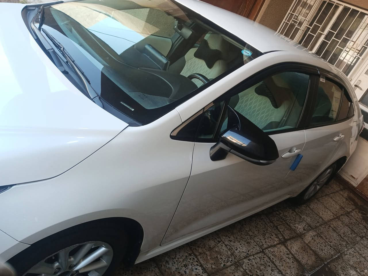 كورلا موديل 22 ساز خليجي رقم سليمانيه بسمي بيها 3قطع صبغ بدون دواخل جاملغ وباب عكس السايق وخاملغ خلفي 
وبيها بارد قليل بالباب الخلفي ماشيه 175 السعر 148 
مكان الغزاليه ***********
