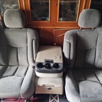 كشن فينيل • كشن كلاب • بصرة