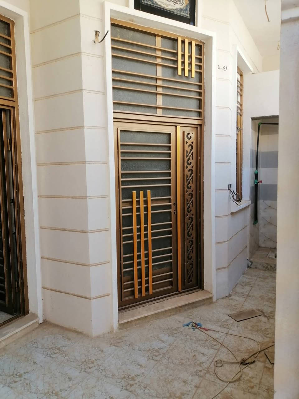 مستعدون لصبغ الدور داخل وخارج جميع انواع الاصباغ وصبغ الأبواب والشبابيك ارصفة الشوارع اسعار مناسبة جداً وحسب رغبة الزبون كرستة وعمل اوفقط عمل
***********
اتصال او واتس اب
