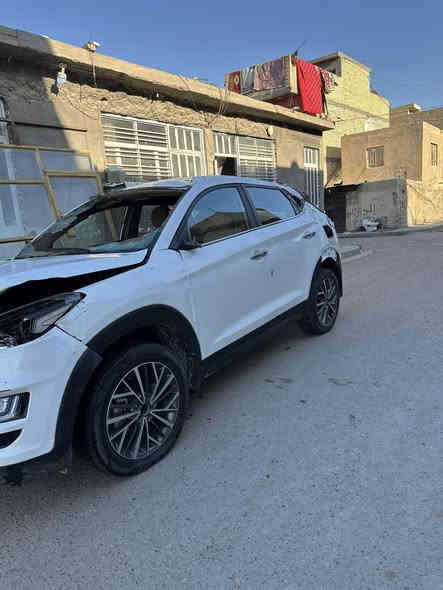 سلام عليكم 
توسان 2020خليجي سابقن مكفوله كفاله عامه 
بيه كلبه خفيفه تنباع ع وضعه 
مكينه كير شواصي لغود حوض مكفول 
سياره شغاله وتمشي 
مكاني بغداد الكاظميه سعر 92وبيه مجال بصيط 
هـ ***********
