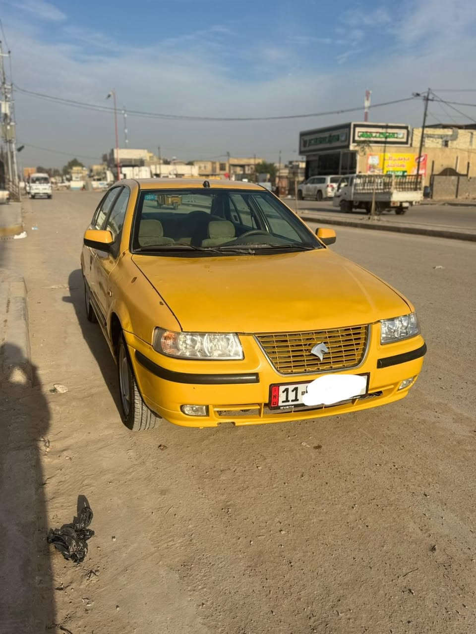 سلام عليكم سياره سمد ٢٠١٢ سياره خير من الله مكينه جديده تبريد شغل تخم تايرات جديده سياره حلوه صدر جديد بيه مبدال بيه جاملغ امامي فقط بدون دواخل سعر ٣٨وبيه مجال رقم ***********
