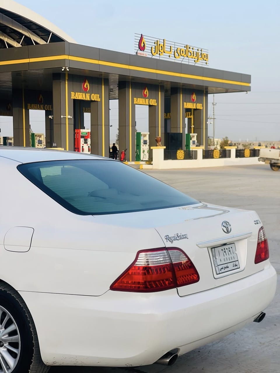 ‌ ‌ ‌ ‌‌‌‌ ‌ ‌  ‌ ‌ ‌        ‌‌‌﷽
Shahana Royal Salon 2006 مووس 

شاهانە ڕۆیاڵ ساڵۆن ٢٠٠٦ سپی مووس ، مەکینە و گێڕ گەورە بە گەورە ، دوو دووگمە ، ناو زەرد ، بەسمە ڕەساسی ، لایت ناوچەی کوێر ، ئاوێنە شەفت و کارەبایی ، شاشەو کامیرە ، دوو کوشن کارەبا ، لەگەڵ کردنەوەی قوفڵی سەیارەکە بلاجکتۆر و سەکن و بەگ لایتی دەکەوێتە ئیش ، هەموو کارەباییەکی ئیش دەکات ، ماشاءاللە زۆر خزمەت کراوە و سەیارەی ماڵانە ، ڕۆنی گێڕ و ڕۆنی مەکینەی تازە گۆڕاوە ، سێ پارچە ئەوروپای هەیە سەقفی بە وێنەی شووشەیە ، تایەکانی باشن پێویست بە گۆڕین ناکات ، بە هیچ جۆرێک چەوری نەیاوە مەکینەی زۆر تازەیە ، کەمێک دووکەڵی هەیە وەکو هەموو گەورە بە گەورەیەکی تر 

ماشاءاللە جوان و ناوازەو بێ وێنەیە 🤍🫧📦

ڕزگاری / گەرمیان 

ژ.م/ ***********
