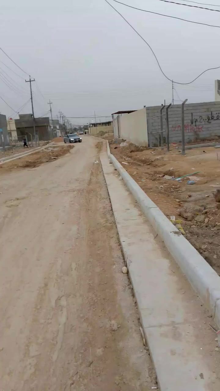 قطعه أرض مساحه 225 متر ، ثاني قطع عن الشارع التبليط
تبعد 500 متر من الشارع العام الرئيسي 
تبعد  7 كيلو متر من الأمام الحسين ع ، 
خدمات ( ماء ، كهرباء ، تبليط ، مستوصف ، مدرسه ) 
السعر 16 مليون السعر قابل للتفاوض 
للاستفسار الاتصال على الرقم ***********
