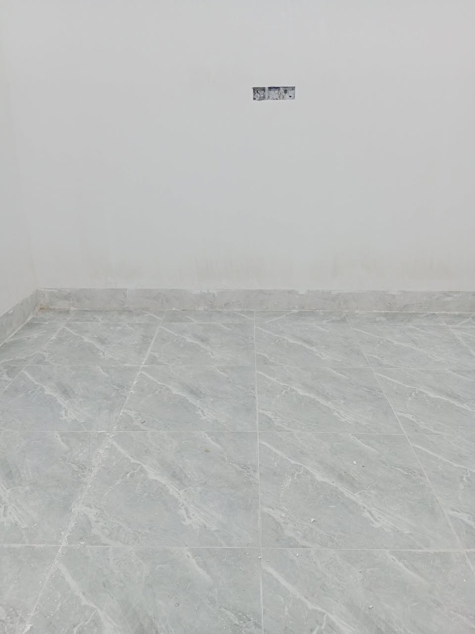 تنظيف بيوت كافه انحاء محافظه الانبار وصبق كريستات بانسب الاسعار ***********
