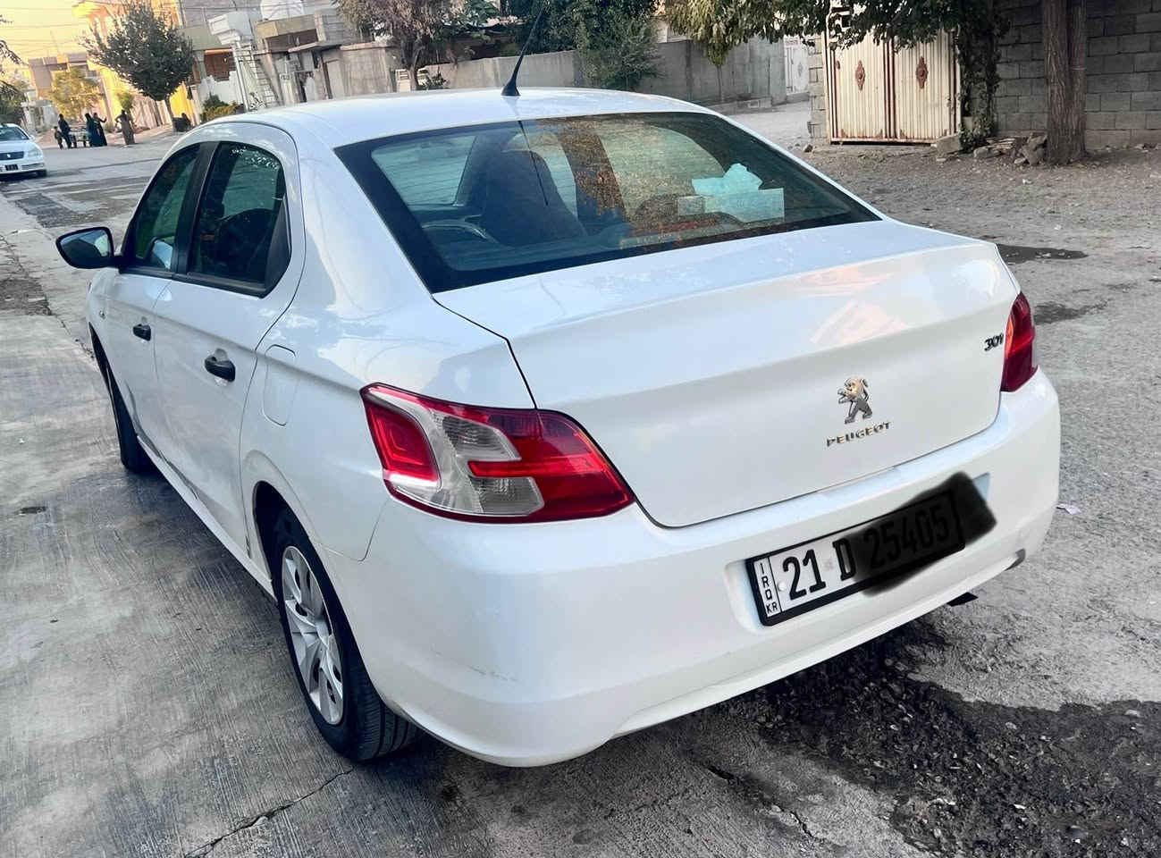 بیجۆ 2015 فەرەنسی 3 پارچە بۆیاخی ئەورپا بێ دەعمو لێدراوسەنەوی تا2028 تازە بەناوی خۆمەوەیە  بەشەرتی گێرو مەکینە و یەک دینار مەسرەفی نیە چوارتایەی تازە 
*********** حلبجة, السليمانية
