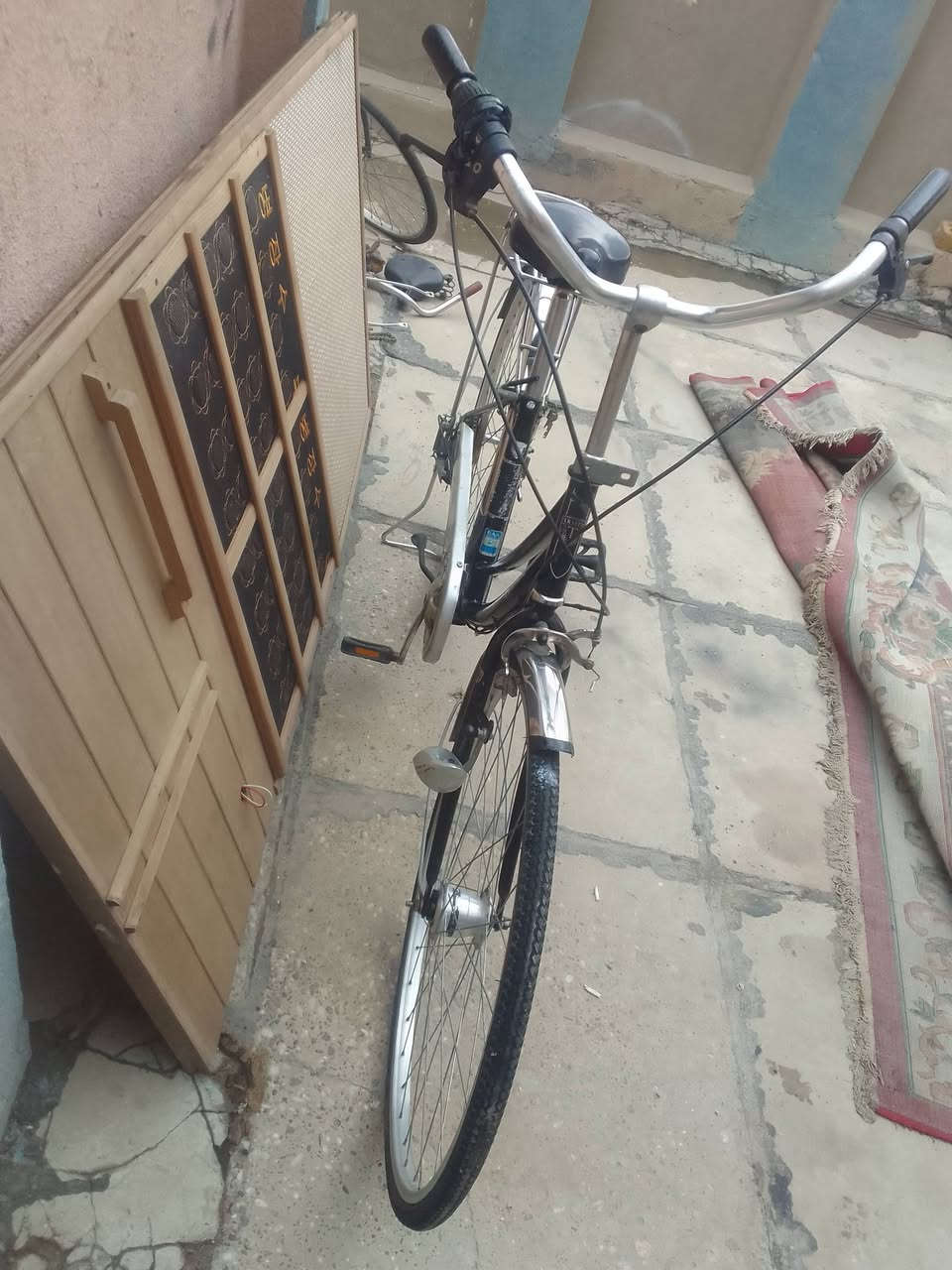 حجم٢٧لون اسودمختم كير حساس كل شغال ياباني بلة السعر٨٥الف وبي مجال***********
