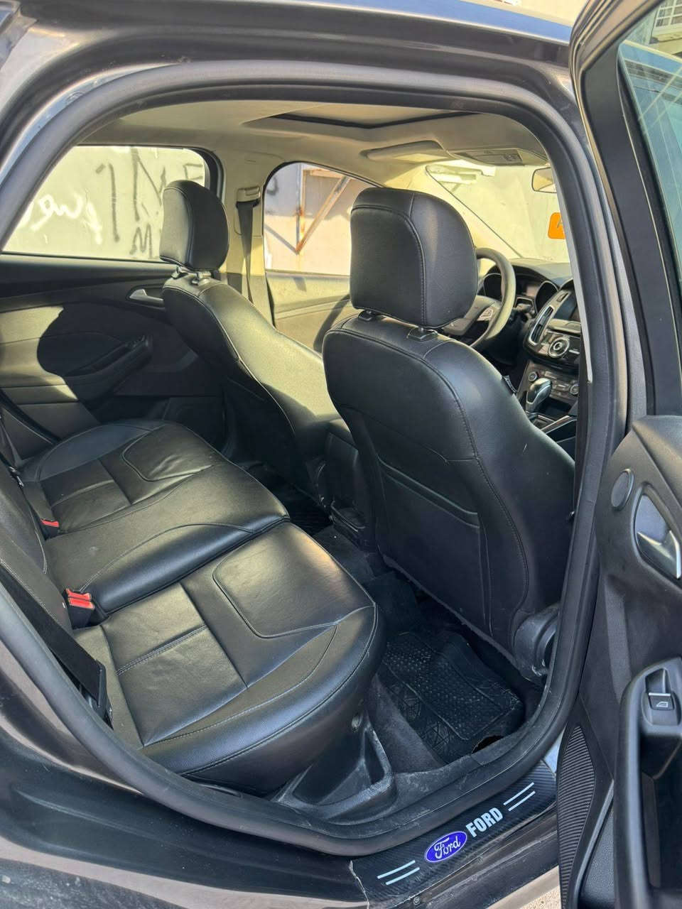 مودێل ٢٠١٨ فول فول مواسەفات تیتانیۆم 
سێ پارچە سبوغ پێشەوە بێ ئێرباگ 
بەسمە سلایت شاشە گەورە سوکان محرک ڕادارحەساس کامیرە 
مەکینە ٢٠ ی بێ تۆڕبۆ مەڕغوب ١٢$ غرامەی لەسەرە دوای معامەلە وەردەگیرێتەوە
*********** أربيل, العراق
