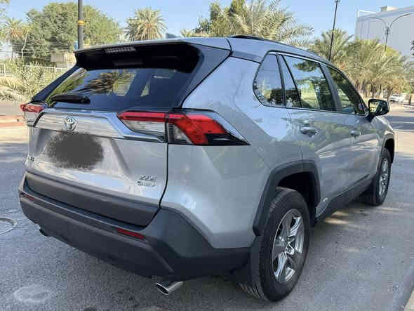 السلام عليكم
تويوتا راف فور XLE هايبرد رقم بغداد بدون ايرباگ
وارد امريكي موديل 2025 دخول جديد
لون سلفر
ماشيه 7000 مشي امريكا فقط
كامله مابيها اي نقص بحالة الوكاله
بيها صبغ جاملغ خلفي ايسر وشويه من قبغ الصندوگ
جميع الايرباگات سليمه

المواصفات:
- فتحة سقف
- بصمة
- لايتات فول زينون
- رادار جانبي Blind Spot
- رادار امامي مانع تصادم
- رادار تحديد مسار
- كشنات كهرباء 
- هيتر كشنات اماميه
- هيتر ستيرن
- تحكم ستيرن كامل
- جنطه خلفيه كهرباء
- ويل كب 18 سموك 
- ٣ انظمة قياده
- اوتو هولد
- هاند بريك بصمه
- شاشة كبيره نظام ابل كار بلي
- كاميرا خلفيه
- فور ويل (دفع رباعي)
- اشارات مري جانبيه
 
السعر المطلوب 26700$ يعني 267 ورقه رقم بغداد
مكان السياره بغداد / كاظميه 
***********
