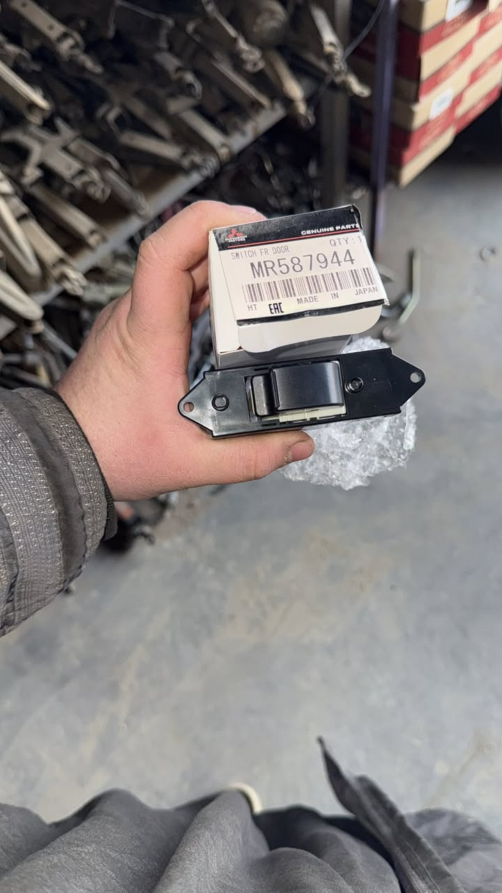 التوصيل موجود وكل القطع متوفره
اليوم وصل الكاسب بكلايت لانسر الكرستال 
ﺂ‏Ⴢ̤ شي تحتاجون راسلوني واني بخدمتكم
عنوان المحل ديالى بعقوبه الصناعه الثالثه 
*********** محلات ابو يوسف لانسر
