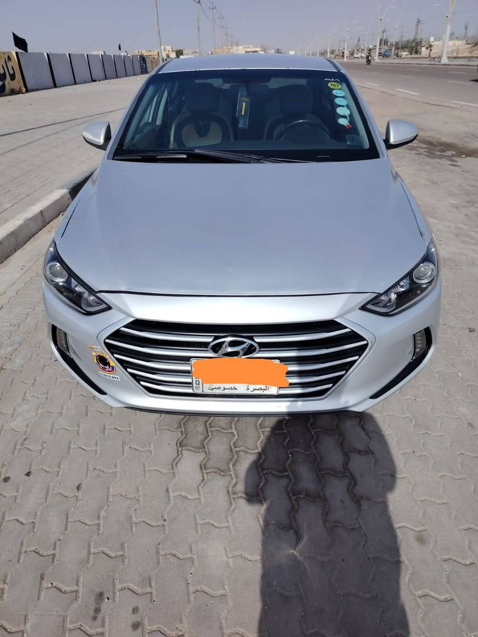 السلام عليكم سياره للبيع سياره ؛ نتره 18 وارد أمريكي حادث بنيد بدون دواخل ولباقي كفاله لمحرك 1600 تيربو لسياره سياره بصمه ماشيه 100 لعلوان البصره سعره 118 وبيهه مجال بسيط ***********
