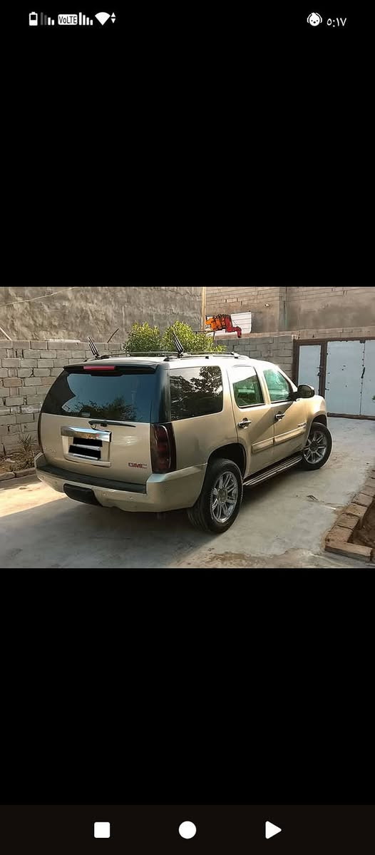 يا الله سلام عليكم يوكن دنلي ادوات ادوات 2011كفاله من الكصه ولسرقه والعشائر وضربه داخل عسلي ملكي المرغوب شاشه كبيره لايت زنون مكينه 5300المرغوبه تخم تاير جديد مع ويل جديد ويل 18كروم مكينه وكير وحداده بلكارتون سياره جديده وجاهزه السعر 85💸💸 وبيه مجال للطيبين ✅ 
للاستفسار رقم الهاتف *********** عنوان السياره البصرة 🔴🔴
