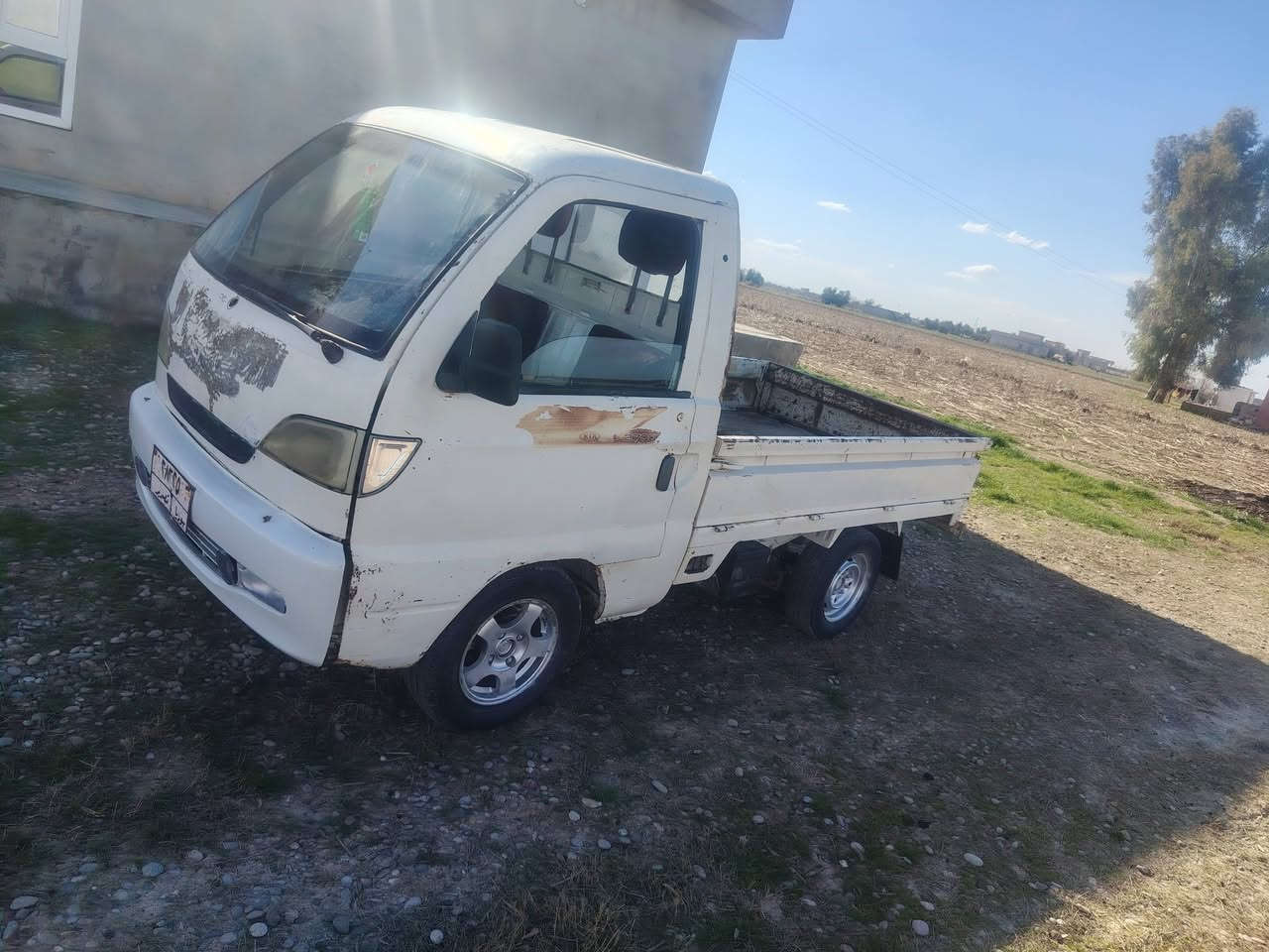 سلام عليكم سياره البيع هيفه موديل 2007 محرك كير كلو شرط تيرات اربعه جديد صدر جديد بتري جديد كهربايات كلهه شقاله وراق العنوان كركوك الحويجه السعر ١٧ وبيه مجال العنوان كركوك الحويجه الاستفسار تصال على ***********
