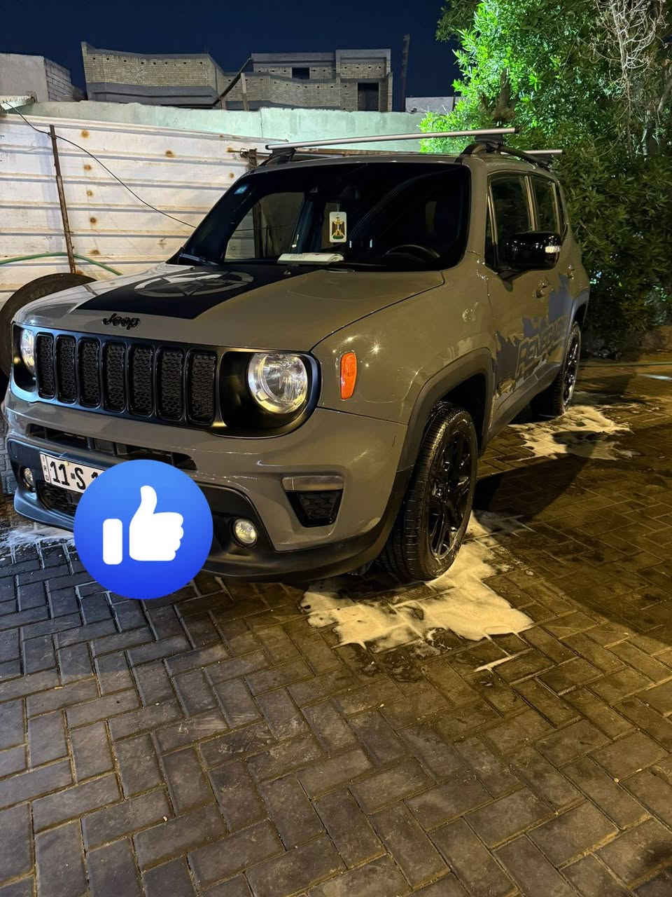 السلام عليكم سياره جيب رنكد وارد امريكي حادثه بابين ومدكر مديل 22 اللون اسمنتي رقم بغداد دولي مشروع وطني  وسنويه نافذه لحد 2029 بسمي تحويل ثاني يوم السياره حلوه ونظيفه السعر 150وبيهه مجال العنوان  البصرة القبلة/***********
