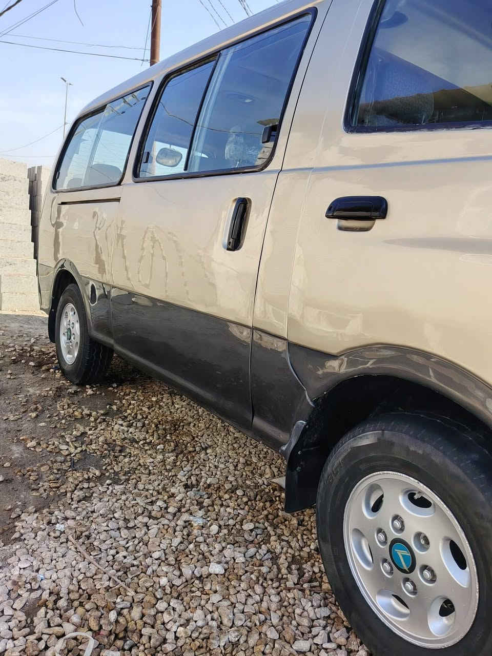 كيا بريجو مديل 98
رقم بغداد انكليزي سنويه لل30
مكفوله من الضربه والكص مصبوغه جماليه شرط بدون معجون صبغتهه علحديد اثر جراد وخياسات
مكينه 3000 كير اكسن حداديه تخم تاير كهربائيات كلهه جاهزه السعر 67 وبيه مجال حق الجيه مكاني نجف عباسيه اتصال فقط مكلف بلنشر ***********
