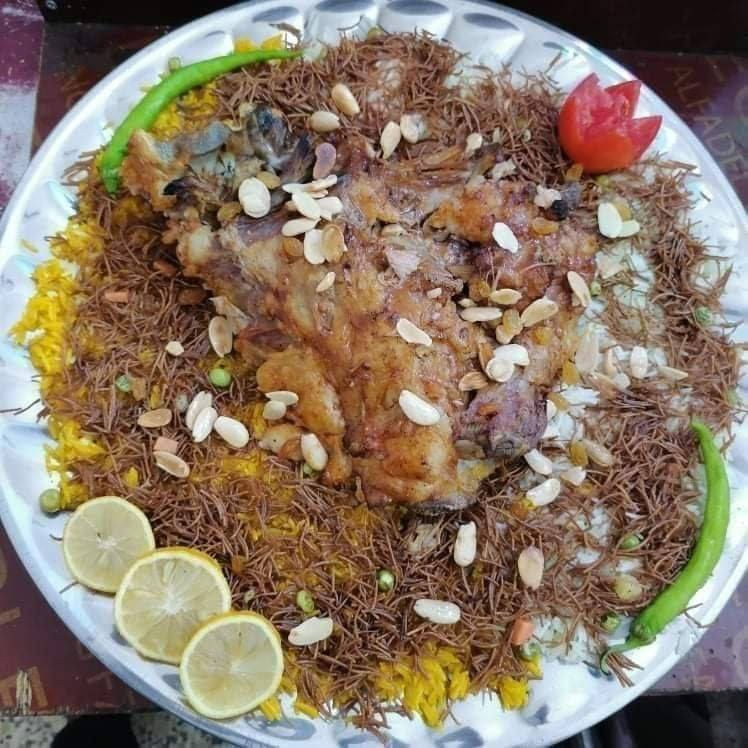 السلام عليكم
طبخ اعراس مناسبات 

طبخ للمطاعم طباخ متفرغ جميع 

انواع الاكلات للتواصل خاص مفتوح***********
