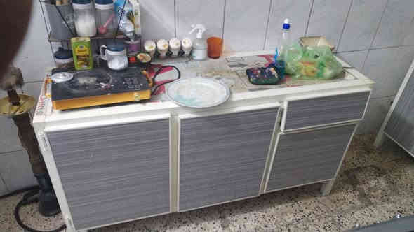 كاونتر ٣ قطع سعر ١٥٠ مكان بغداد حي الجهاد ***********
