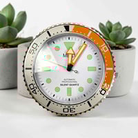 ساعة جدارية • توصيل بغداد • محافظات ٥