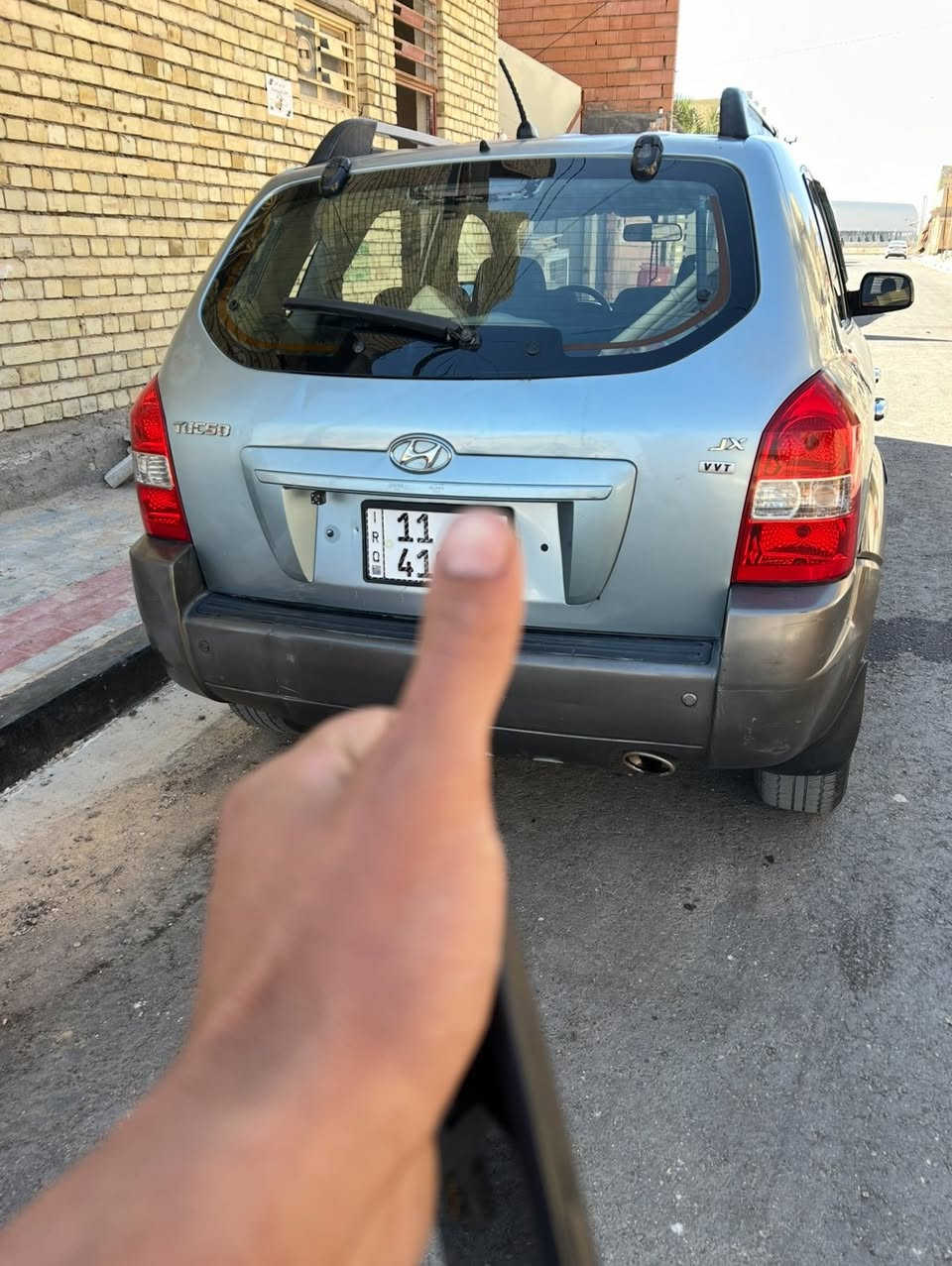 توكسان 2009 للبيع 
كير + مكينه مكفولات 🌿
حداديه جديده🌿
تخم تاير جديد 🌿
تبريد تدفئه جديد 🌿
سياره ما ناقصها اي شي
بيها قطعتين صبغ وشبر بارد بدون ضربه 
السعر 98 وبيها مجال 
***********
