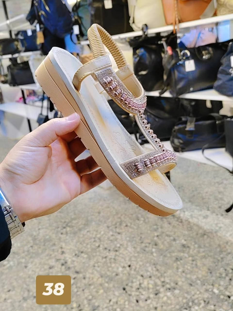 ❤️ لارين للاحذية الاوربية ♥️

العنوان : الموصل_ مدخل سوق النبي يونس من جهة الدركزلية اول عمارة ع اليمين الطابق الارضي تتوفر خدمة التوصيل لجميع المحافظات 

#اكسبلور_فولو #الموصل #سوق_النبي_يونس #ماركات #طبي لايك اصلي


**إذا كنت صاحب هذا الإعلان وتريد حذفه لأي سبب، رجاءا أرسل رسالة إلى الدعم الفني**