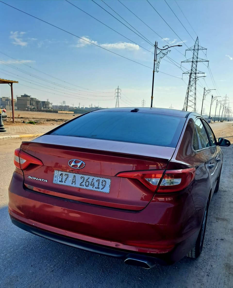 سلام عليكم سوناتا موديل 18 ورد امريكي بيه 3 قطع السياره جديده حيل رقم 📱 منثئ بسمي السعر 98 مكان السياره بلسماوه حي الحسين ***********
