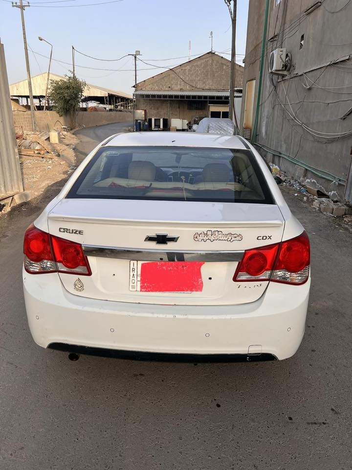 السلام عليكم بيع مستعجل شوفرليت كروز 2010
خليجي محرك 1800 مسويلها ادامة كامله نوزلات جديده بلكات جديده عبوة فيت بم كامله جديده تخم تاير جديد رقم نجف مشروع وطني ابيع كوم حديد اكفلك محرك وكير فقط مكانها بغداد سعرها جوا السوك 50$ قفل من الاخير ترايها وين ميعجبك 
للاستفسار *********** واتساب فقط
