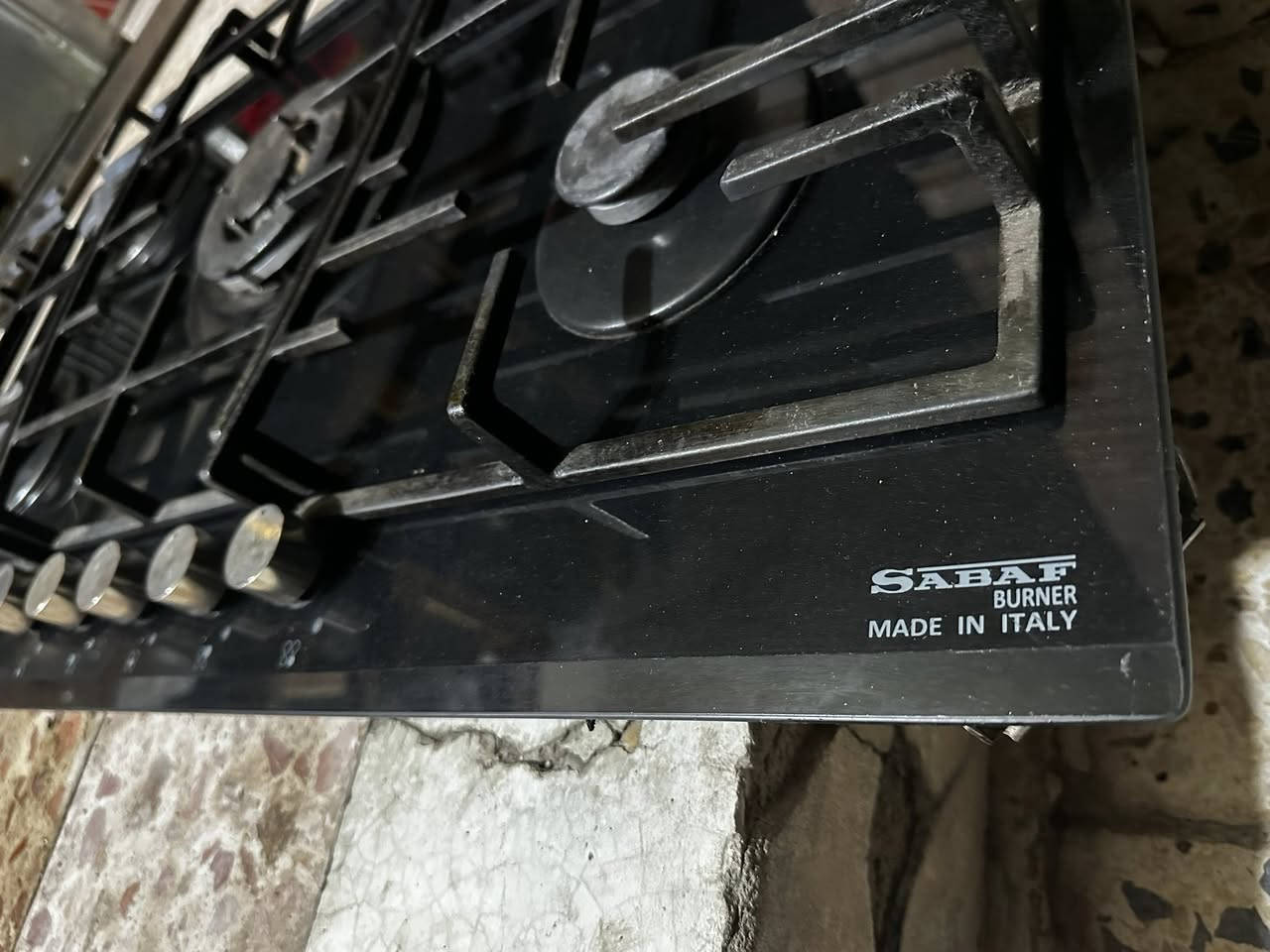 للبيع طباخ  منضدي + مرشحة
شغالات استعمال قليل ماركة ايطالية 
مكاني بغداد شارع فلسطين 
رايدهن ١٥٠ الف 
***********
