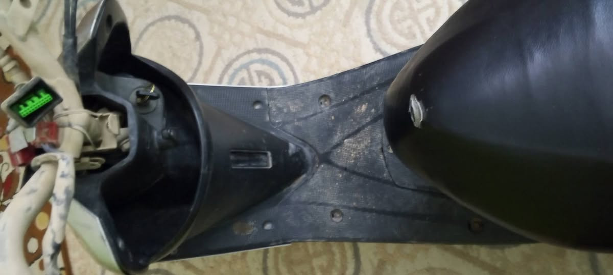 سلام عليكم دراجه للبيع شغاله شلعه ومعدلل المكينه مفتوحة مره واحده الرقم الاستفسار ***********
