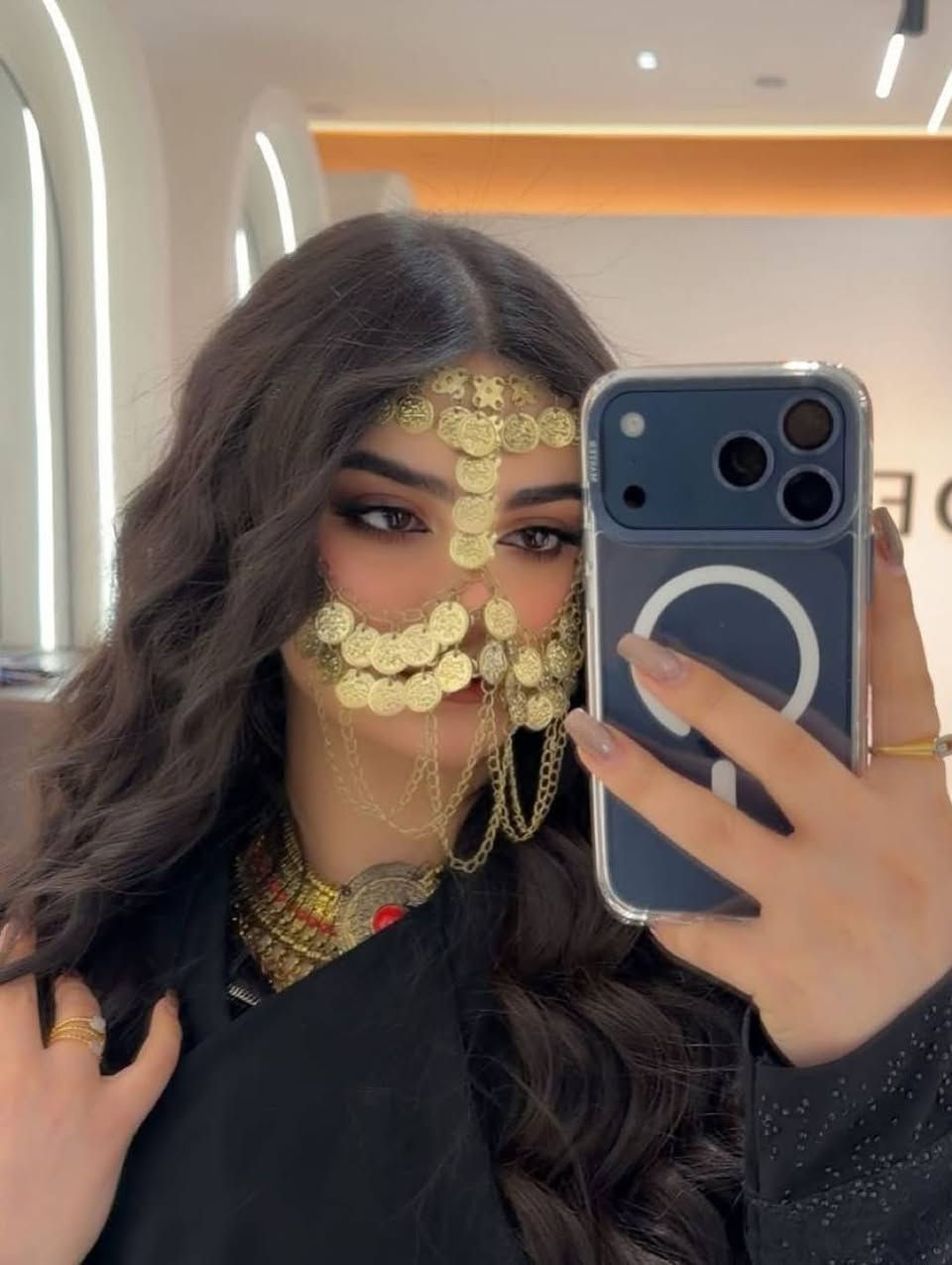 البركع توفرر بدزاين ررعة مختلف ❤️

بركع بإطلالة عراقية تراثية تخطف الأنظار ✨
فخامة الماضي بلمسة عصرية… قطعة مستوحاة من التراث العراقي الأصيل، تعطيك حضور ملكي وأناقة مختلفة بكل مناسبة.

🪙🪙تفاصيل العملات الذهبية تعكس جمال التراث وتخلي إطلالتك مميزة وما تتكرر.

فخامة × أنوثة × حضور ما يتكرر 💛
مناسبة للأعراس 👰🏻‍♀️ وجلسات التصوير 📸 والسهرات الملكية ✨
🚘يوجد خدمة توصيل لجميع محافظات العراق🚘


**إذا كنت صاحب هذا الإعلان وتريد حذفه لأي سبب، رجاءا أرسل رسالة إلى الدعم الفني**