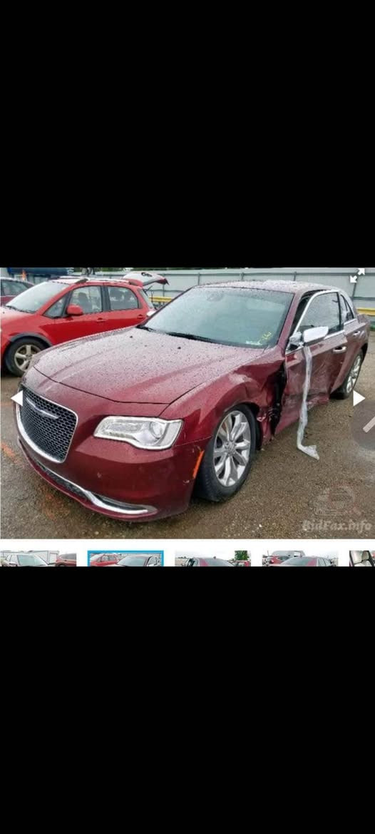 كلايسلر اوباما 2018 AWD
السيارة ماشية 133 كم  
فول مواصفات رادار ، مري قلاب ، كشنات تدفئة تبريد ، بانوراما ، كشنات جلد ، تحديد مسار ، مكينة V6 3600 vvt ، كير ومكينة شرط مامفتوح ، رقم بغداد بسمي تحويل مباشر مشروع وطني 
السعر : 200 ورقة وبي مجال 
الرقم : *********** بغداد, العراق
