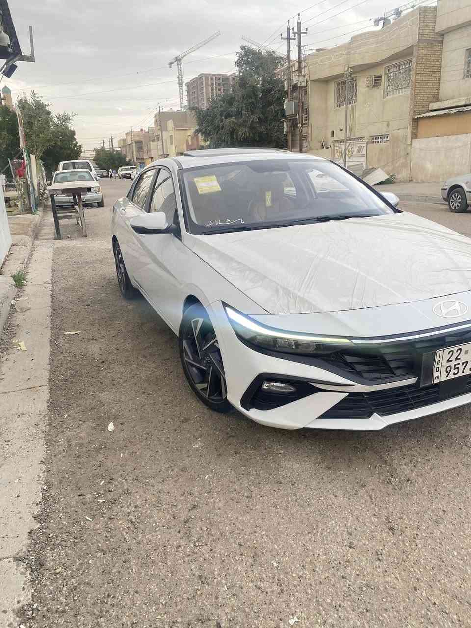 النترا 24 _ تجميع صين _ فول مواصفات 
ماشيه 42 الف كم ✅
رقم اربيل سنويه بسمي تحويل او وكاله ثاني يوم 
كفاله عامه من التبديل والصبغ  
🔹محرك 1500 دبل نوزل اقتصادي حيل 
🔹بصمه تشغيل 
🔹فتحت سقف 
🔹حساسات امامي خلفي 
🔹كامره خلفيه 
🔹سايد ابريك كهرباء Auto Hold _ Drive Mode 
🔹اضاءه لد نهاري 
🔹تبريد قطعتين  وبيه بعد هواي مواصفات 
السياره شادله بنكه وراديتر كوري اصلي تبريد ثلج 
وعليه ابطاين كاعيات اصليه موضحهن بلصور السعر 139 
بغداد البياع التراث رقم الهاتف *********** بلعافيه علياخذه
