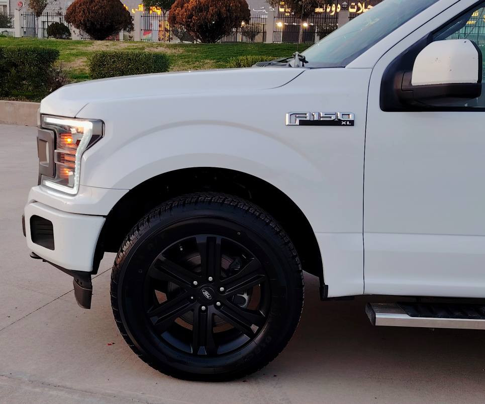 بسم الله سلام عليكم 
فورد F-150 موديل:2019 ( ارخص سعر )

 عداد المسافه :77  الف 

بــاب طويل بدي قصير  المرغوب 

رادار امامي 
بجم كبس شركه بس بدي صفح سايق نص باب 
كير مكينه تبريد تدفيه صدر امامي خلفي شرط

محرك 8توربو اقوا مكينه حتا هوك عنده 

المواصفات X  L  لايت الي ادي او دبل عدسات
بكلايت اليدي اشاير شفط   غطا بدي
تخم تاير ويل مال لاريات توني شديت سياره جاهز مابي ربع مصرف
باب طويل بدي قصير المرغوب
دفع رباعي4x4
گير تعليك 
حساسات خلفية
اضواء محيطية للسيارة
كشنات جلد
شاشة  كامرا
شاشة معلوماات كبيرة
مثبت سرعة
تحديد مسار ذكي
رادار امامي اوتو بريك 
رادار خلفي نقطة عمياء
اوتو بريك عند التوقف
اطفاء ذاتي عن التوقف

رقم سنوية هزه فحص كل جدد بسمي ثاني يوم حول

العنوان : اربيل 

سعر   $  203 ورقة قفل

*********** 
واتس اب موجود احترامي للكل أربيل, العراق
