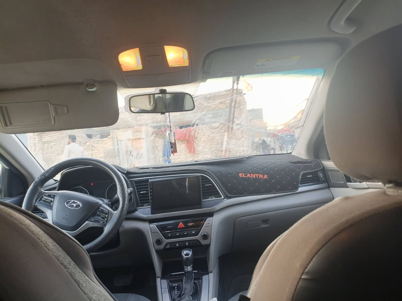 سلام عليكم من رخصه لادمن سياره لانترئ موديل  17رقم اربيل تريد مداور تريد تحويل سياره بيه بنيد مبدل وبيه حالوب والباقي مكفول مكينه كير حداديه تبريد خير من اللله سياره جاهزه لاخر حبايه سعرهه 100 وخمسه وبيه مجال مكاني نجف اتصل وتدلل رقمي مامتواجد عل فيس***********
