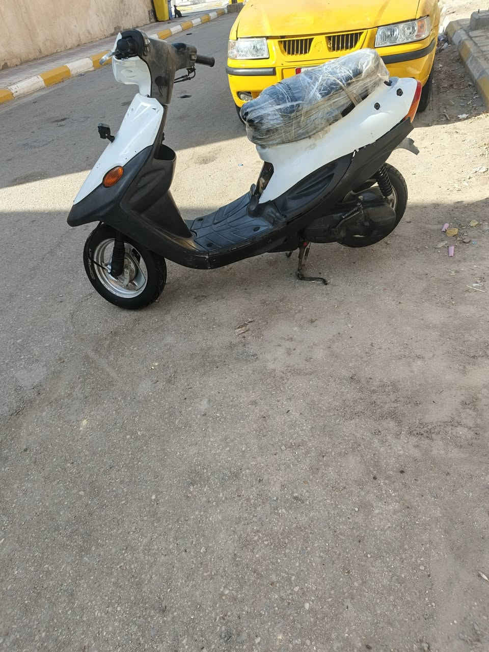 السلام عليكم دراجه بيجي  شلعه ومعدل تخبل تواير جدد لايت كدام شغال لايت وره شغال عوزها فقط جوزه  هندر واحد تشتغل مفتوحه دراجه مكاني ناصريه مركز سعرها 275 وبيها مجال قليل ***********
