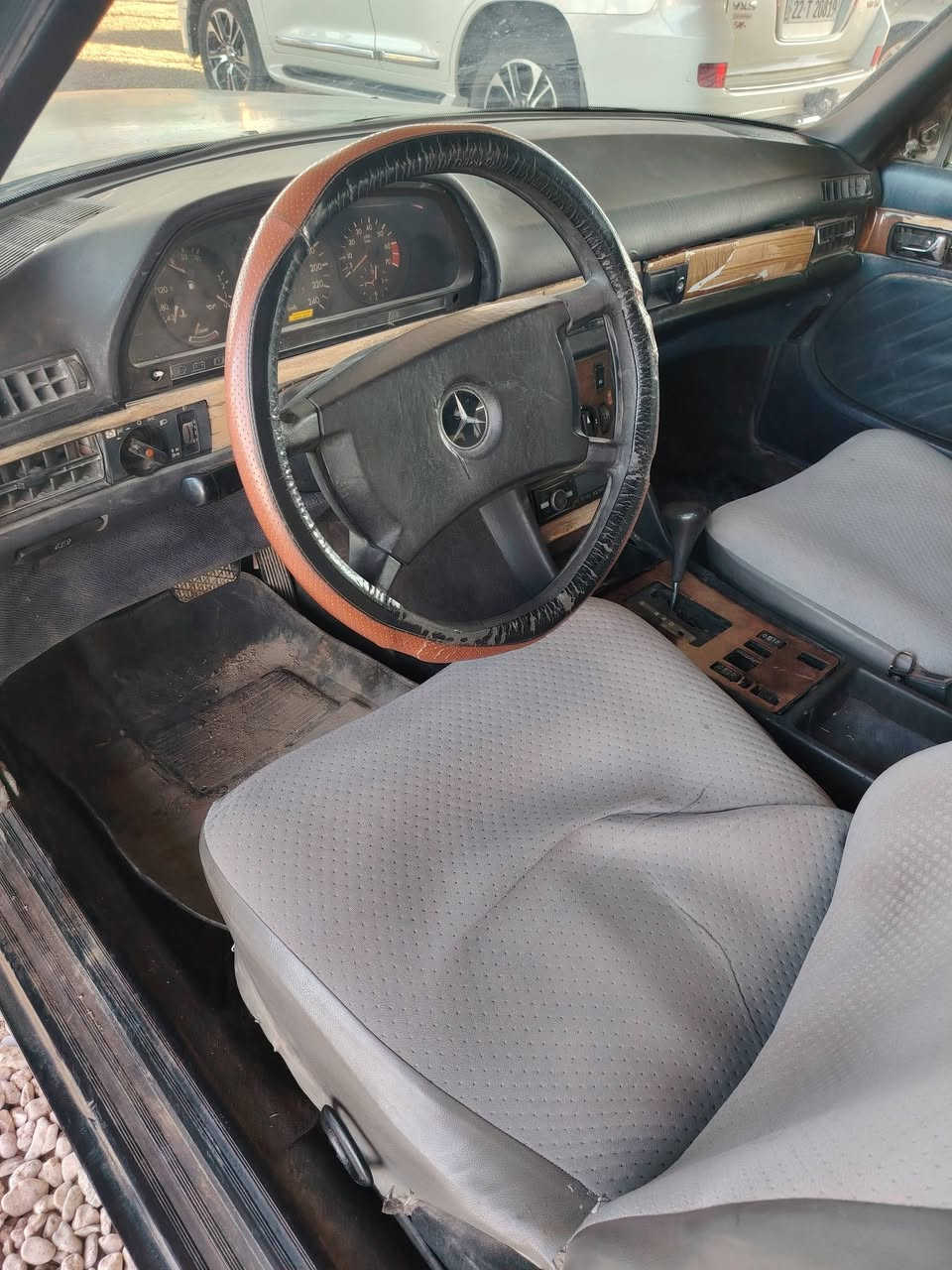 سلام عليكم مارسيدس ٩٠
كيرومحرك وحداديه بالجيس خير من ألله
سنويه ٢٨ تحويل ثاني يوم
كير محرك وحداديه خير من
تحويل ثاني يوم السياره كلش حلوه
السعر 43وبيها مجال
***********
