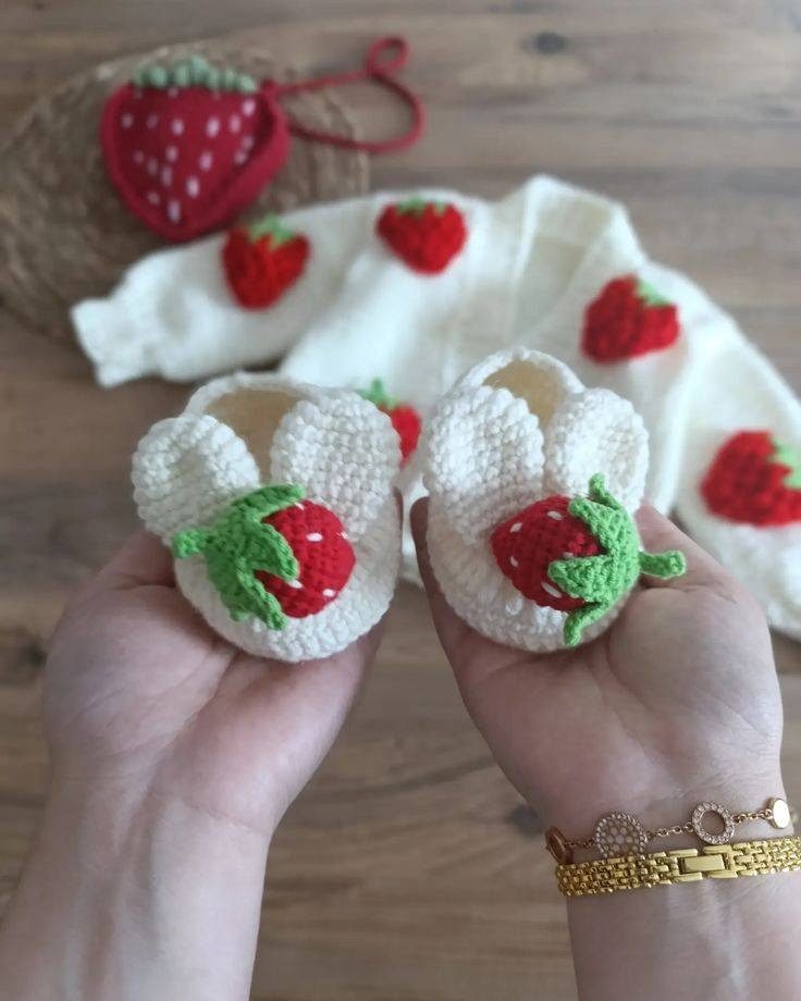 جاكيت بناتي حياكة يدوية 🤍 لمسة دفء لكل أميرة صغيرة 👑


**إذا كنت صاحب هذا الإعلان وتريد حذفه لأي سبب، رجاءا أرسل رسالة إلى الدعم الفني**