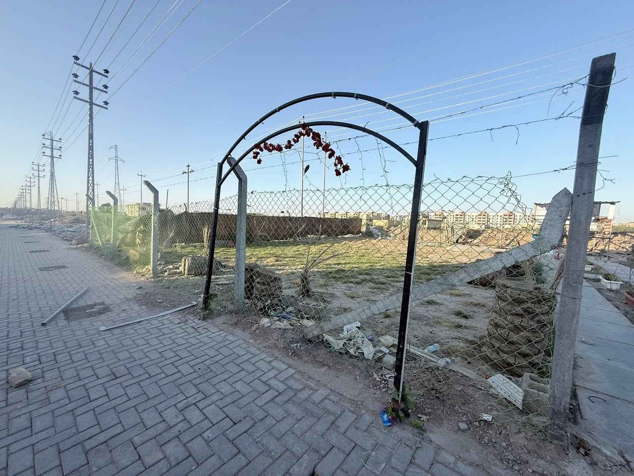 سياج بي ار سي  دنك وسيم جدد صار شهر من شديتهن 26 دنكة
85 متر  تسيج بيها 500 متر مربع 

بسعر مناسب جدآ 

مع صحيات جاهزه هيكل وجينكو متنقله 

مع هيكل عدد 2  قياساتهن 3*3  

كلمن وسعره او شلعه وحده 

وخادم


**إذا كنت صاحب هذا الإعلان وتريد حذفه لأي سبب، رجاءا أرسل رسالة إلى الدعم الفني**