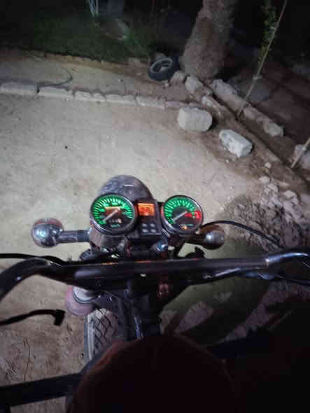 سلام عليكم ستوته جمره 2016 جديه بمعنئ الكلمه كير مكينه تايرات مكفول كفاله عامه حجم 150 اليريده راح اخلي رقمي وبي خير ويدلل مكاني بابل جبله وهذا رقمي ***********
سعرها 700وبيه مجال قليل حك جيتك
