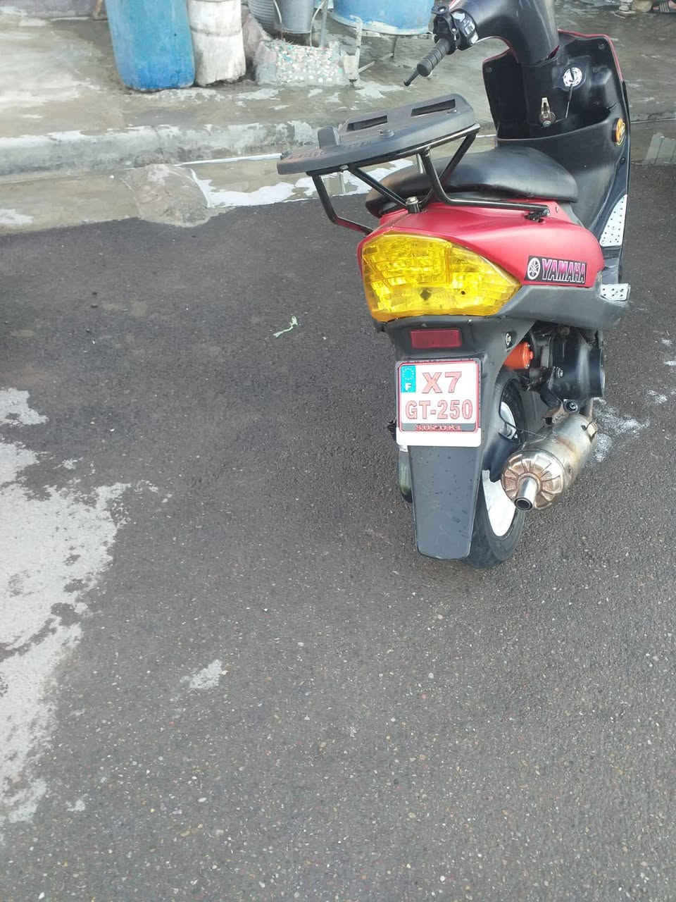 دراجه ماكس عدله للبيع السعر 400وبيه مجال قليل العنوان حي السلام الطوبجي قرب دائرة  المرور الرقم ***********
