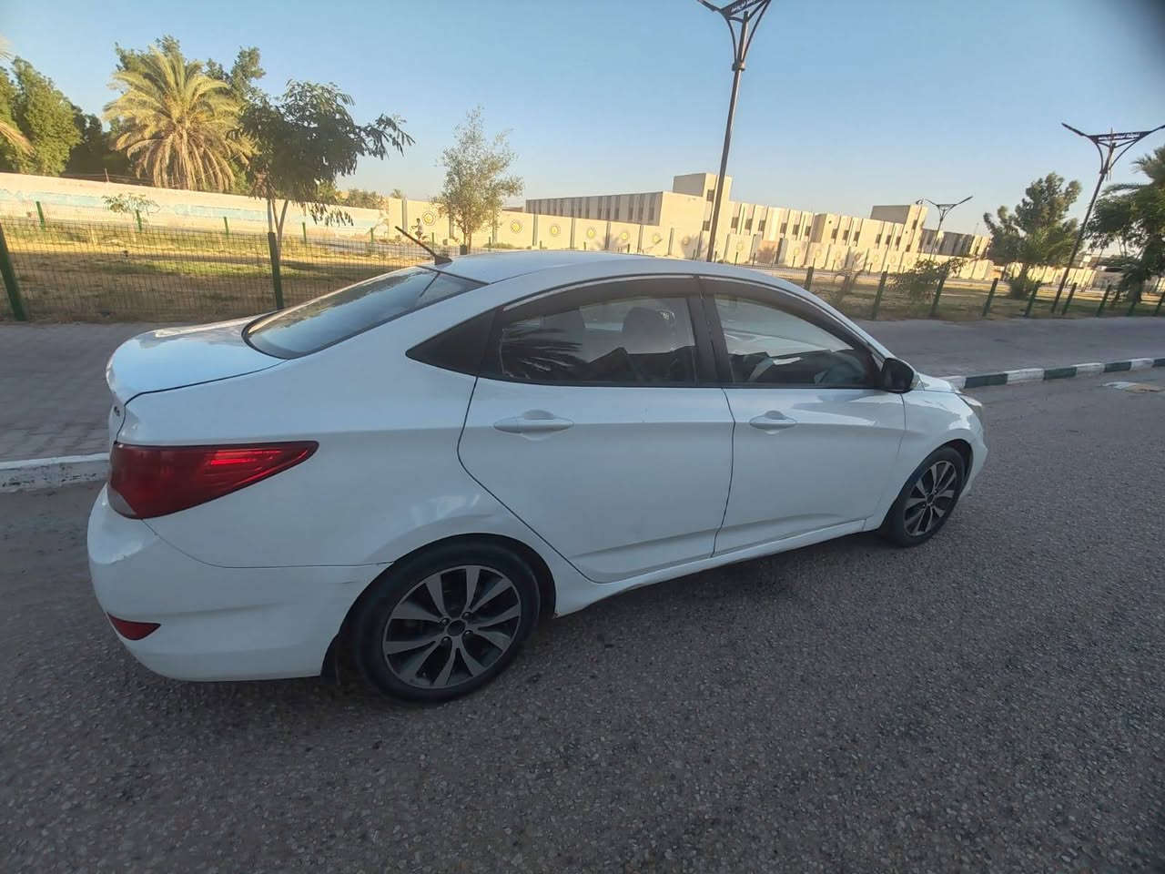 أكسنت 2015 خليجي أبيض رقم نجف سنوية نافذه 2027 تحكم ستيرن و فتحه وكامره دواره بيه ٣ قطع
جاملغ الامامي بي بارد
جاملغ الخلفي بي بارد
باب الصدر مبدله
 كافة التفاصيل بالصور 
مكان السياره بالكوفه
التواصل فقط على رقم الموبايل
 ***********
الرقم بي واتساب
السعر ١٠٠ وبيها مجال قليل
