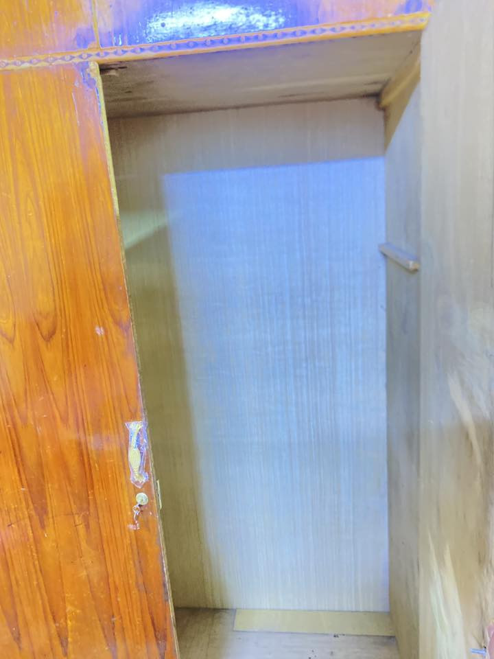 غرفه للبيع بغداد ابو غريب السعر 400 وبيه مجال معا شازلون وطابورية هدية  *********** واتساب
