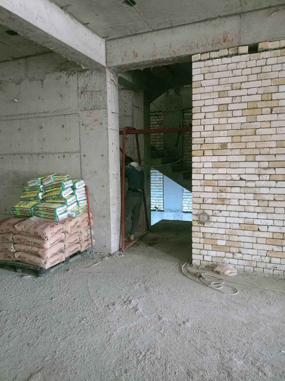 تصعيد مواد البناء 
جميع مناطق بغداد 
*********** متوفر واتساب واتصال
