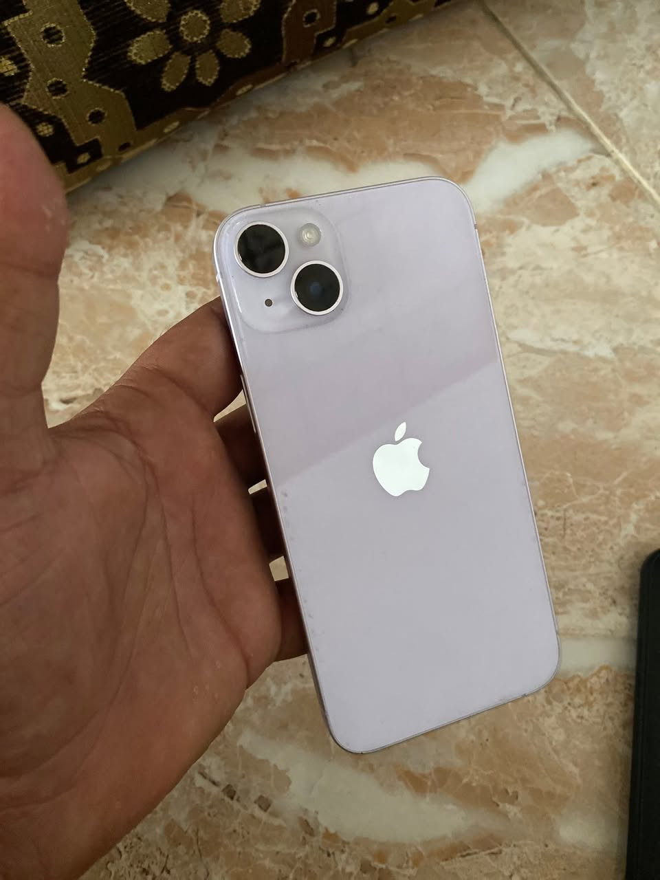 iPhone 14 plus 
شرط النضافة 
بطارية ٨٢ بلاد
شرط بدون لاشخط ولا مبدل بي شي 
النموذج وباقي التفاصيل كلهن بالمنشور 
ممتواجد ع الفيس فقط واتسااب 
***********
