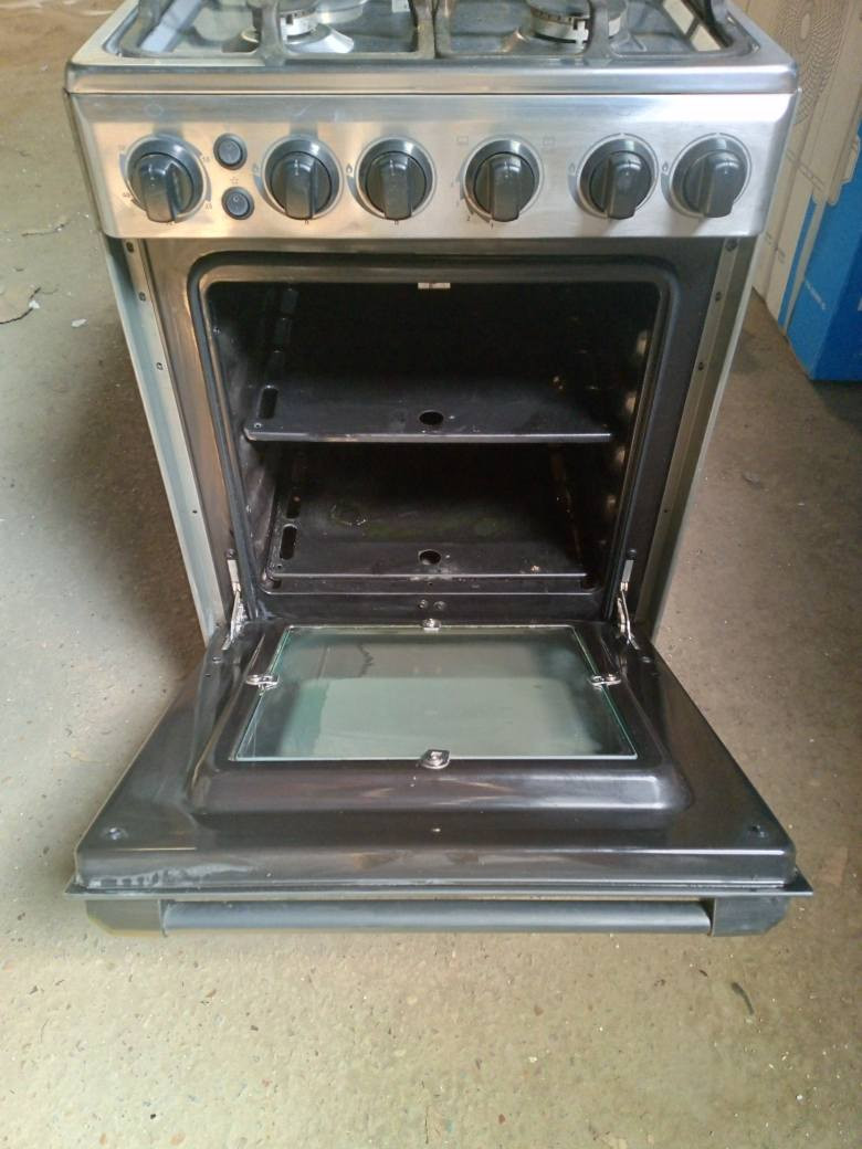 طباخ ميديا الاصلي مستعمل شهر واحد كله شغال فرن فوك وجوه وكهرباء عيون والفرن موجود توصيل داخل بغداد السعر 100الف
*********** بغداد, العراق
