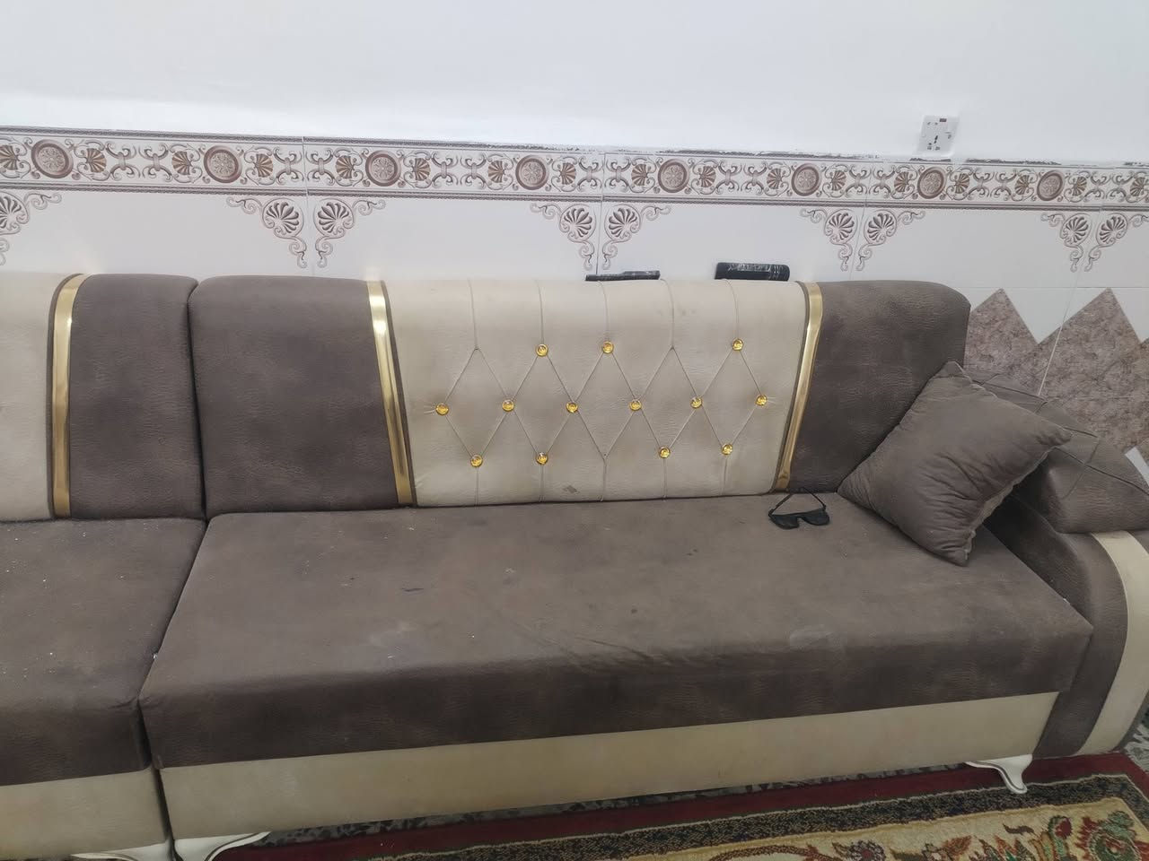 تخم ١٠ مقعد للبيع 
*********** متواجد خاص و واتساب
