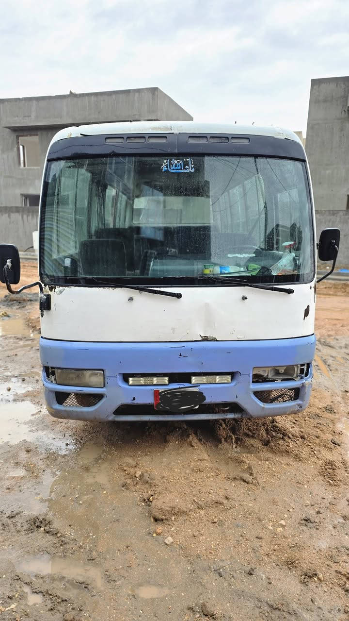 كوستر نيسان 2002 رقم بغداد الماني 25 نفر مكينة vvt اوتماتيك ٣٠٠٠ مكينة كير اكسل نضيفات السعر 65 قفل للاستفسار ***********
