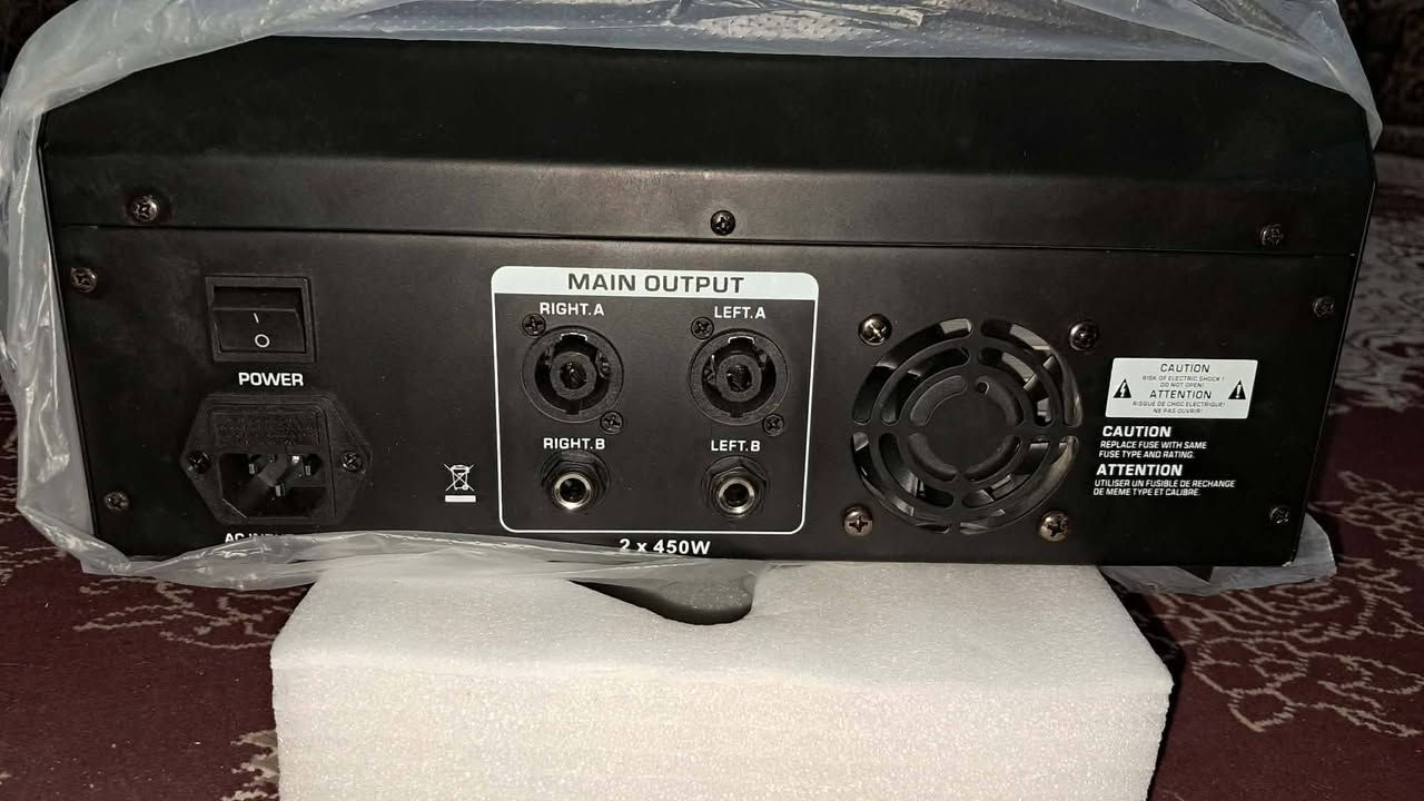 مكسر صوت 900W الغدير صنع ايراني مستخدم مره وحده فقط السعر ٢٤٠ الف وبي مجال شرط النقاوه والدفع مكاني البصره


**إذا كنت صاحب هذا الإعلان وتريد حذفه لأي سبب، رجاءا أرسل رسالة إلى الدعم الفني**