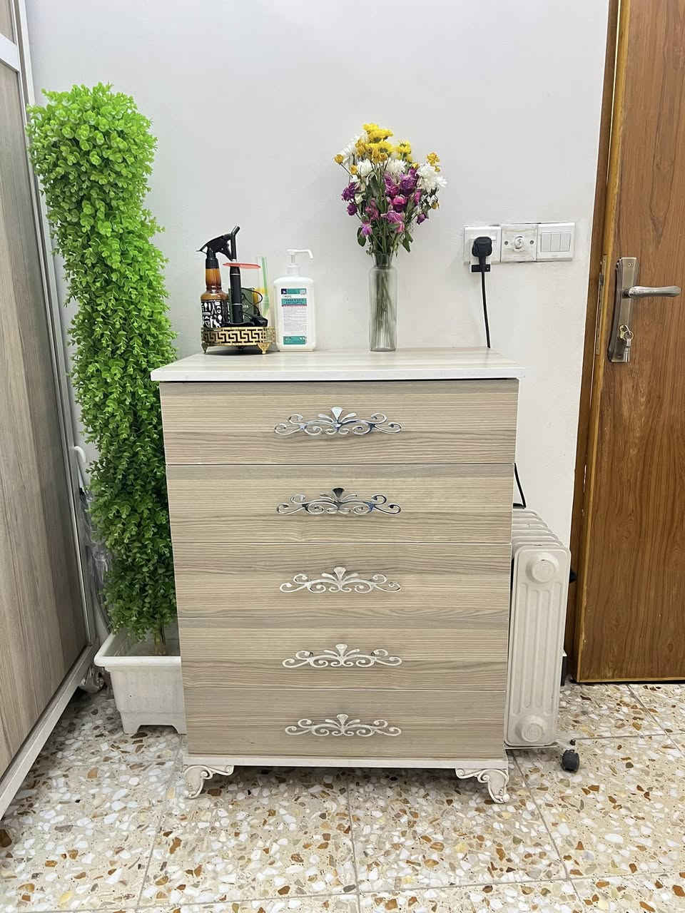 غرفة تركية باب اول 6 قطع ، كراسي اثنين من تخم تركي


**إذا كنت صاحب هذا الإعلان وتريد حذفه لأي سبب، رجاءا أرسل رسالة إلى الدعم الفني**