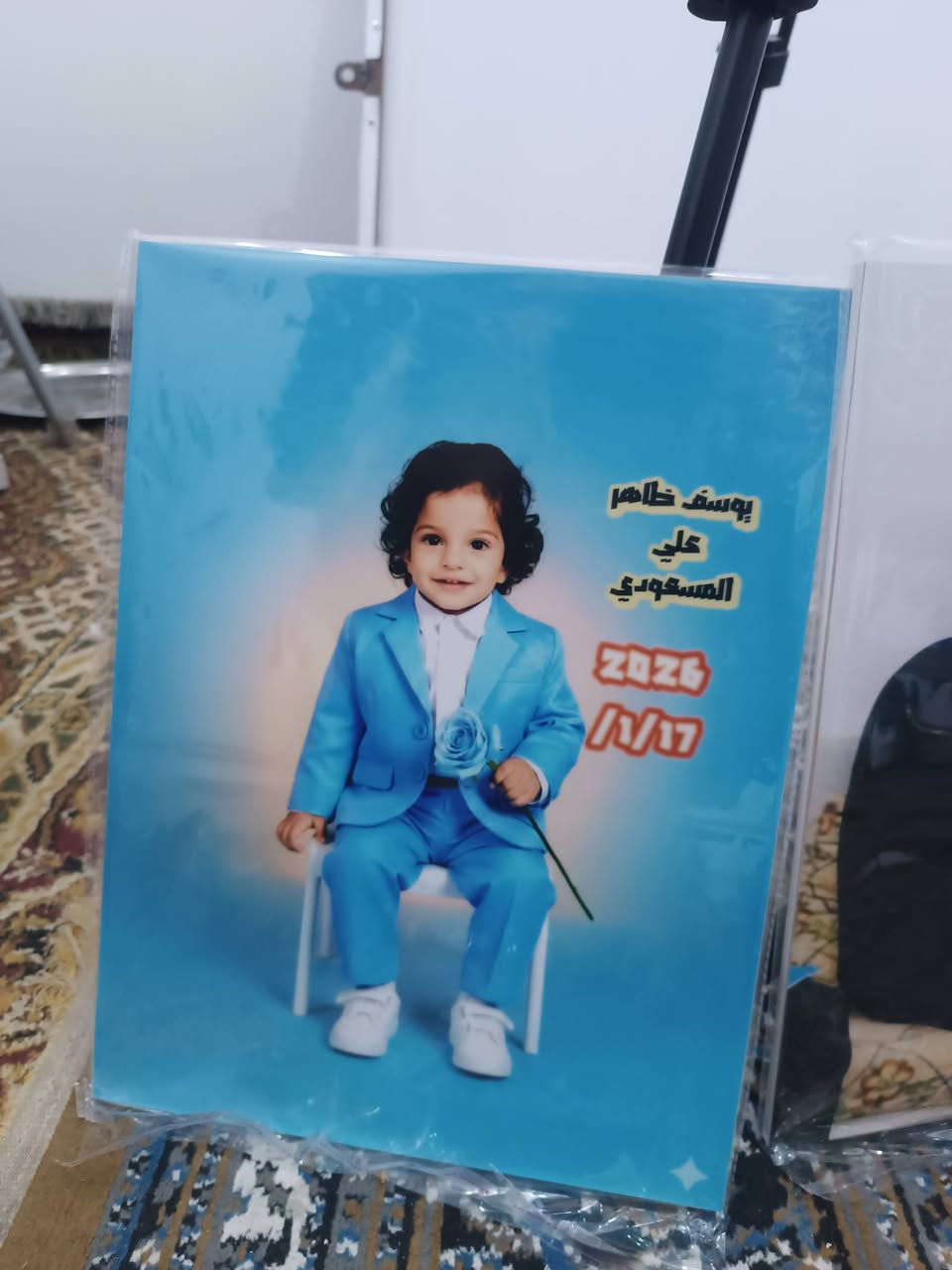 طبع صور كافة الأحجام كبس واكساء عالخشب 
طباعة صور اعراس خطوبات 
تصوير خطوبات و اعراس بكاميرات حديثه ودقه عاليه 
***********
