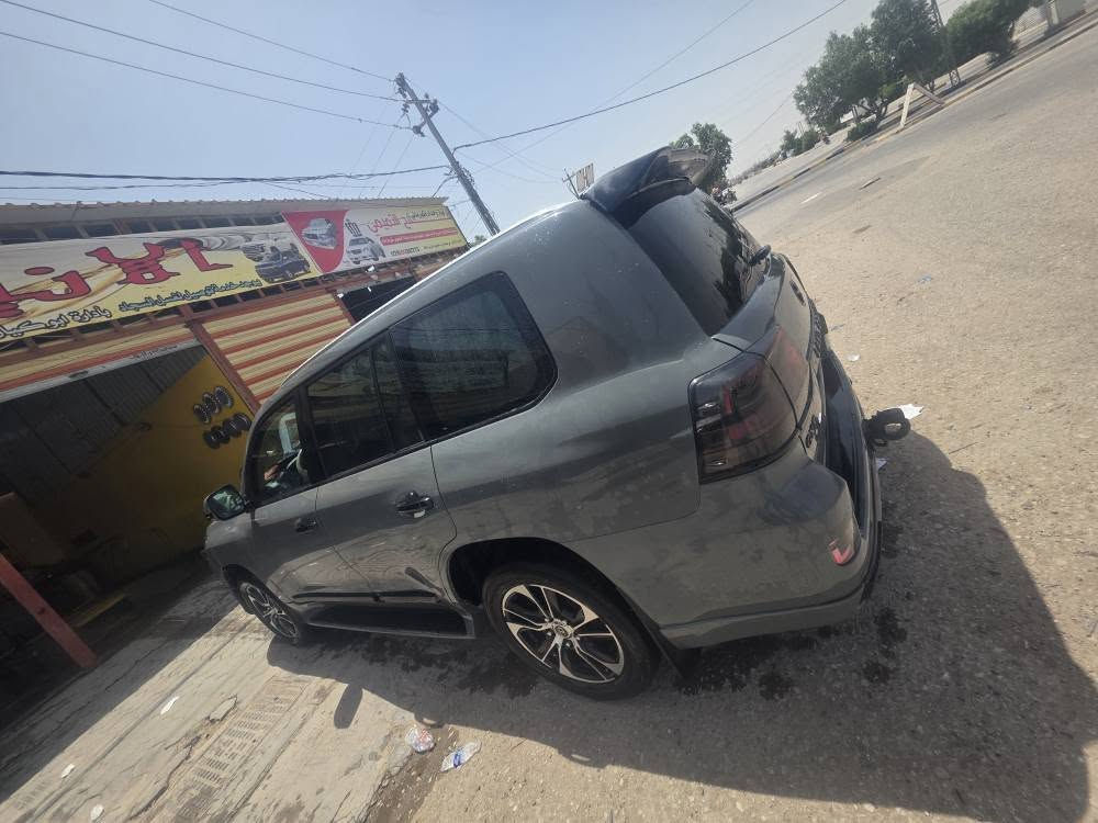 جكساره موديل ٢٠١٤ بغداد دولي بسمي عابره هزه بيها فقط تغير لون اسمنتي مميز تبريد ٣ قطع ثلج وثلاجه شغاله كامرات شاشه محرك كير جديد مامفتوح ٦ سلندر *********** نجف حي ابو طالب النجف, العراق
